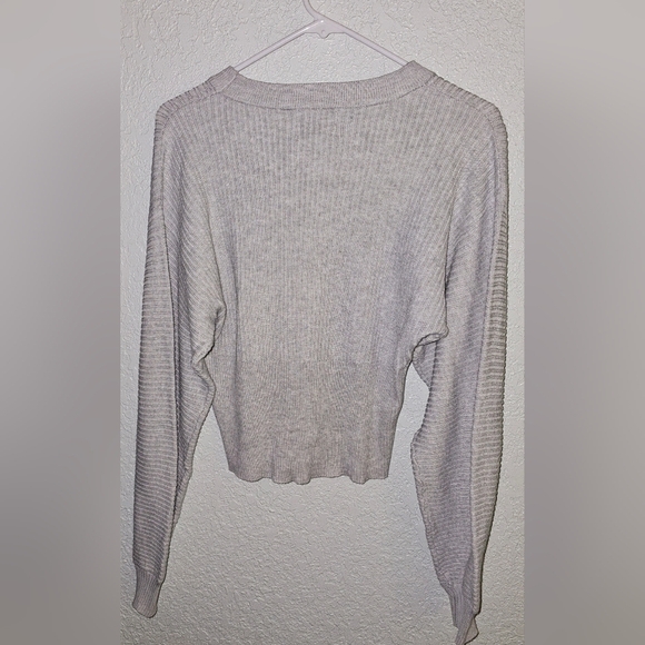 Pink Rose Light Gray Knit Cropped Crewneck Sweater Top - Picture 3 of 9
